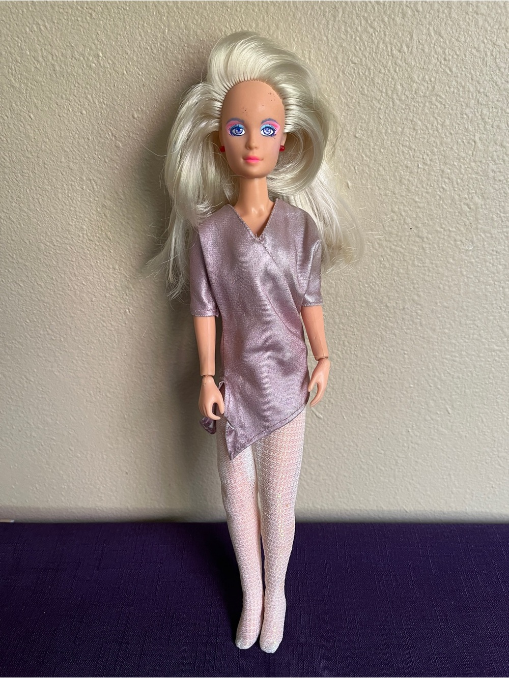 Vintage 1985 Hasbro JEM AND THE HOLOGRAMS Jerrica Benton Doll with Original